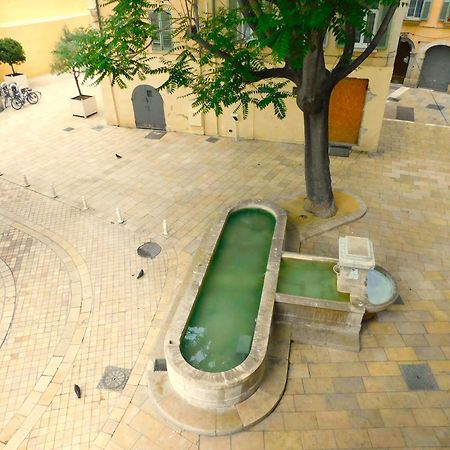 #2 Studio # Place Charmante Toulon Extérieur photo